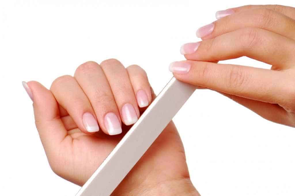 File nails in one direction