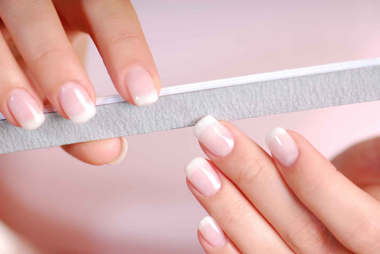 How To Remove Acrylic Nail Varnish At Home